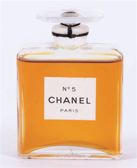 vintage chanel no 5 parfum|year Chanel no 5 created.